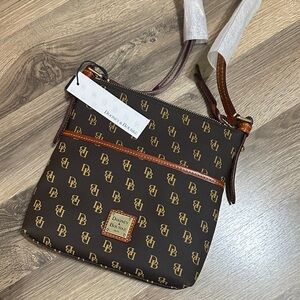 NWT Dooney & Bourke Letter Carrier Crossbody